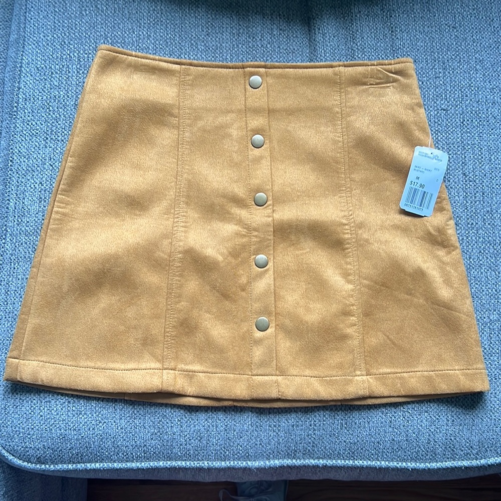 Mustard mini skirt